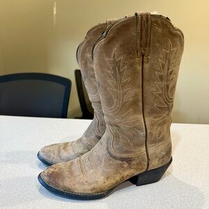 ARIAT WOMEN'S HERITAGE WESTERN PERFORMANCE WESTERN BOOTS ROUND TOE 6.5 B